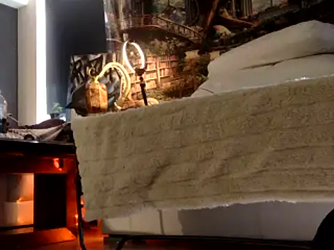 OSIRlS online show from January 2025 10:35:02 PM