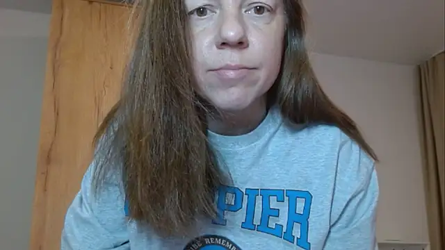 Snapshot of Popppka chatting on January 2025 04:17:01 PM Popppka online show from January 2025 04:17:01 PM