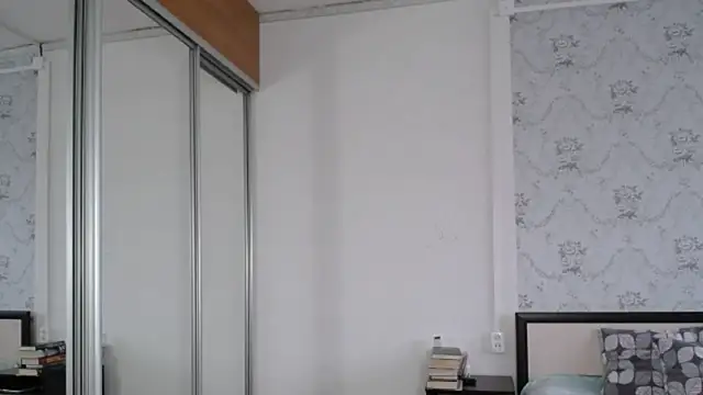 Snapshot of Popppka chatting on October 2025 11:40:01 AM Popppka online show from October 2025 11:40:01 AM