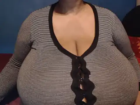 CUTEFIRMMELONSS online show from March 2025 05:18:01 PM