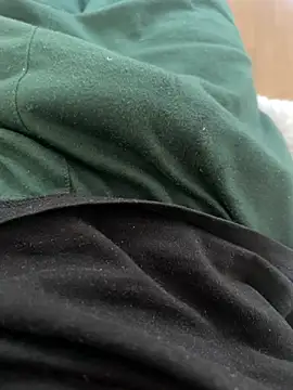 Snapshot of dickmetiss chatting on March 2025 09:29:01 AM dickmetiss online show from March 2025 09:29:01 AM