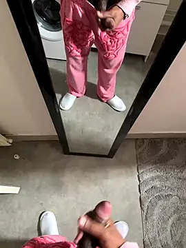 Snapshot of dickmetiss chatting on October 2025 12:45:02 PM dickmetiss online show from October 2025 12:45:02 PM