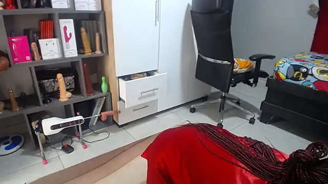 Snapshot of Shaniko89 chatting on September 2025 12:54:01 PM Shaniko89 online show from September 2025 12:54:01 PM