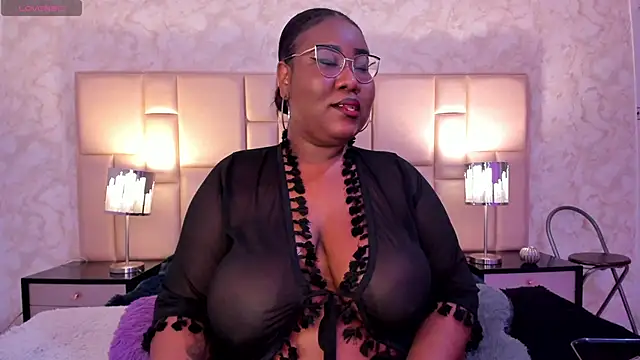 Darnellqueen online show from February 2025 04:58:01 AM