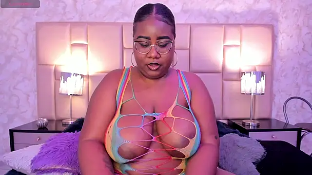Darnellqueen online show from February 2025 07:34:02 AM