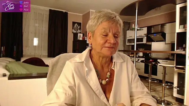 roxana brooks online show from December 2024 05:59:01 PM