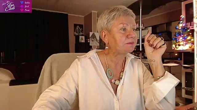 roxana brooks online show from December 2024 05:21:01 PM