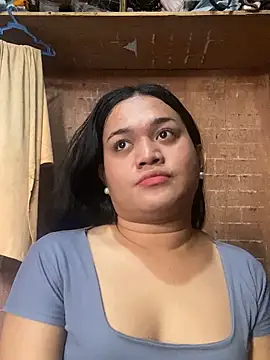 junealovexx online show from September 2025 03:43:01 AM