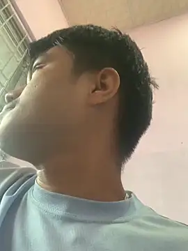 Hullax online show from October 2025 02:46:02 AM