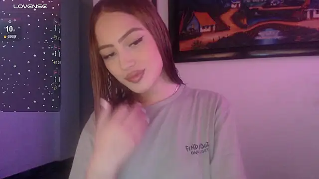 Sophi-tayson online show from March 2025 08:11:01 PM