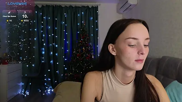 Snapshot of Silver_rains chatting on January 2025 12:12:02 AM Silver rains online show from January 2025 12:12:02 AM