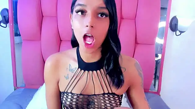 XXVIOLETTAXX online show from December 2024 01:56:01 PM