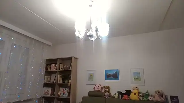 Fireflyerrr online show from November 2025 05:24:01 PM