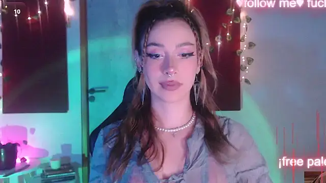 Snapshot of sakura_beauty chatting on October 2025 04:33:01 AM sakura beauty online show from October 2025 04:33:01 AM