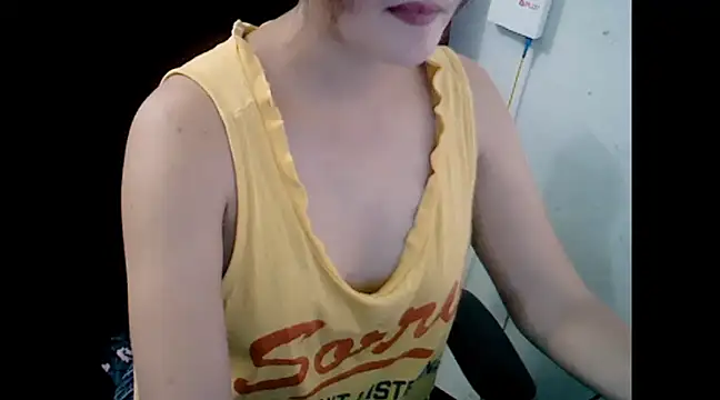 makemefallin online show from January 2025 01:32:02 PM