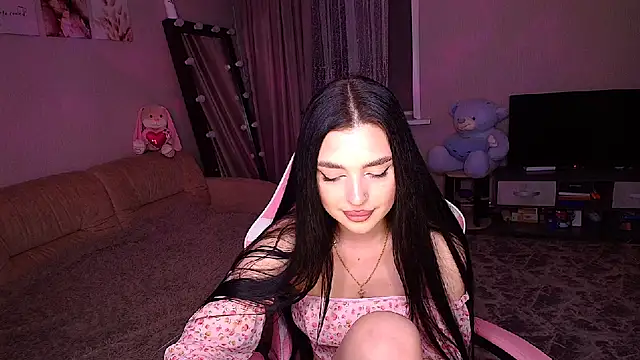   Malika   online show from September 2025 03:28:02 PM