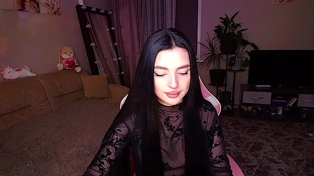   Malika   online show from October 2025 02:27:01 PM