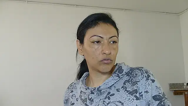 ErikaRika online show from December 2024 05:08:01 PM