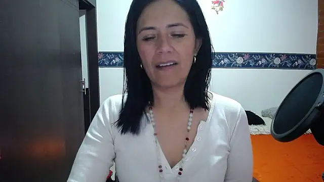 sharoon cheerry online show from September 2025 10:42:01 AM