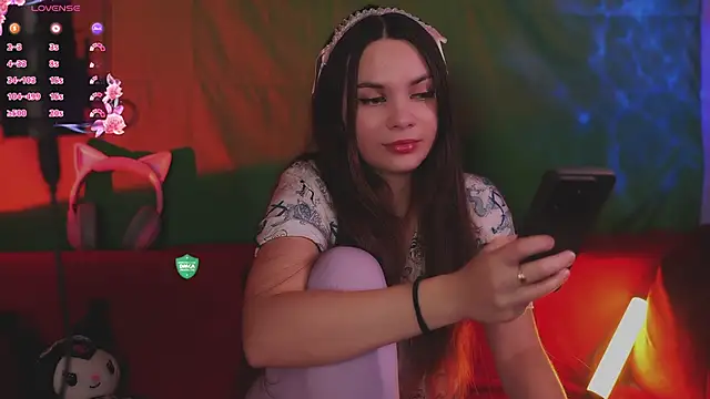 Snapshot of How2Meow chatting on September 2025 05:15:02 PM How2Meow online show from September 2025 05:15:02 PM