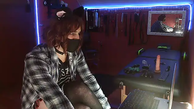 Snapshot of Ginny-the-bdsm-nympho chatting on October 2025 05:09:01 PM Ginny-the-bdsm-nympho online show from October 2025 05:09:01 PM