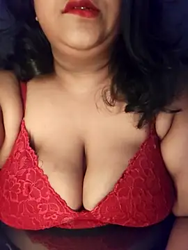 Snapshot of sassy_horny chatting on March 2025 03:31:02 PM sassy horny online show from March 2025 03:31:02 PM