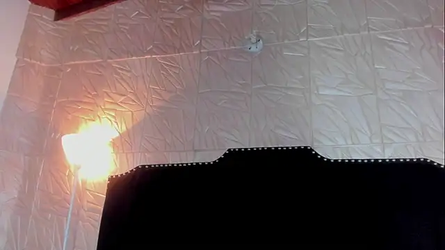 Snapshot of JennyRouse01 chatting on November 2025 11:10:01 AM JennyRouse01 online show from November 2025 11:10:01 AM