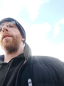 Snapshot of TaylorBlaze chatting on November 2025 04:40:01 PM TaylorBlaze online show from November 2025 04:40:01 PM