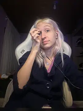 Snapshot of bunnydark00 chatting on October 2025 01:06:02 AM bunnydark00 online show from October 2025 01:06:02 AM