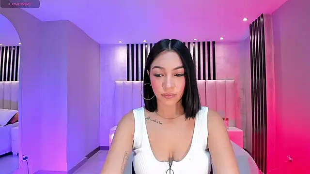 RossieRhoades online show from January 2025 12:11:02 PM