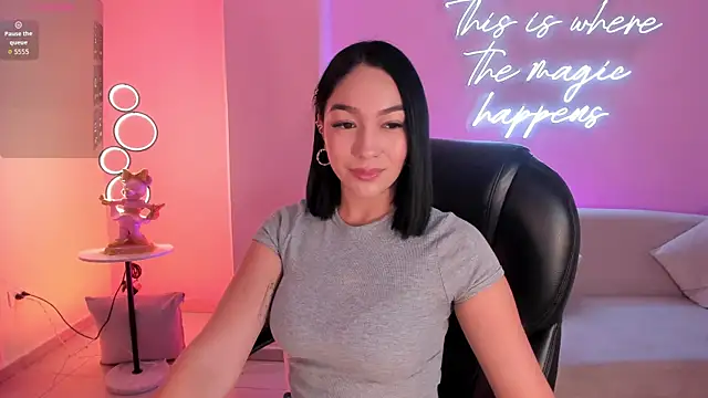 RossieRhoades online show from September 2025 07:58:02 PM