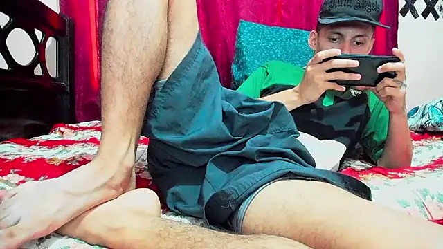 davidlatin66 online show from October 2025 06:50:02 PM