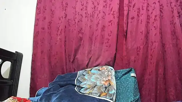 davidlatin66 online show from October 2025 12:08:02 AM