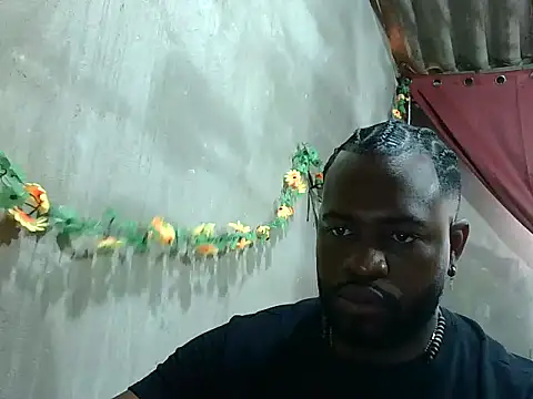 Snapshot of 2ocmaxi chatting on October 2025 07:19:02 PM 2ocmaxi online show from October 2025 07:19:02 PM