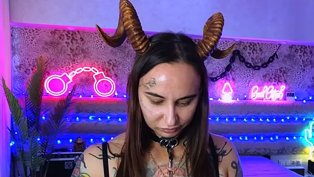 Snapshot of Cool_Freak_ chatting on October 2025 10:12:02 AM Cool Freak online show from October 2025 10:12:02 AM