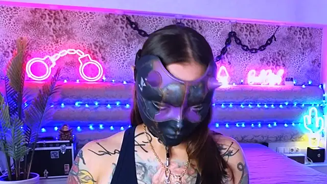 Snapshot of Cool_Freak_ chatting on October 2025 10:34:02 AM Cool Freak online show from October 2025 10:34:02 AM