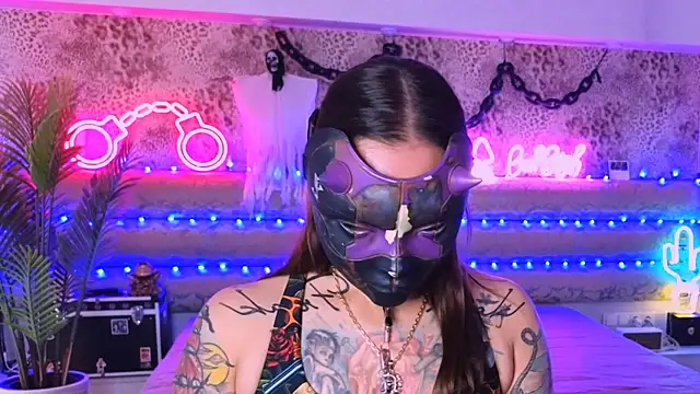 Snapshot of Cool_Freak_ chatting on October 2025 10:32:02 AM Cool Freak online show from October 2025 10:32:02 AM