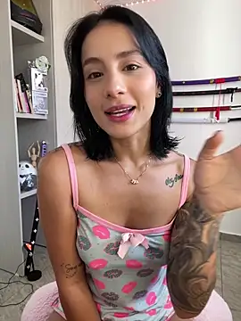 Ale Lewis online show from March 2025 02:01:02 PM