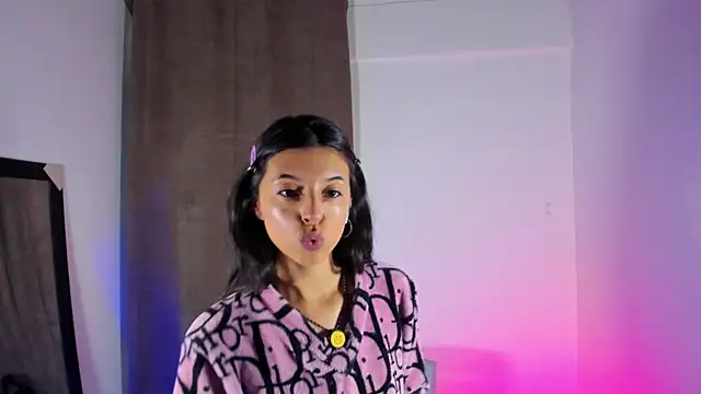 Snapshot of NanaRott chatting on November 2025 11:16:01 PM NanaRott online show from November 2025 11:16:01 PM