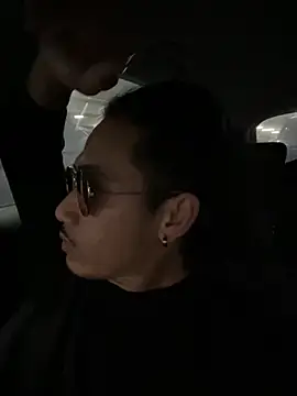 Snapshot of bigbrown- chatting on November 2025 04:14:02 PM bigbrown- online show from November 2025 04:14:02 PM