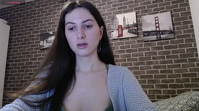 Hot Lady  online show from January 2025 05:42:01 PM