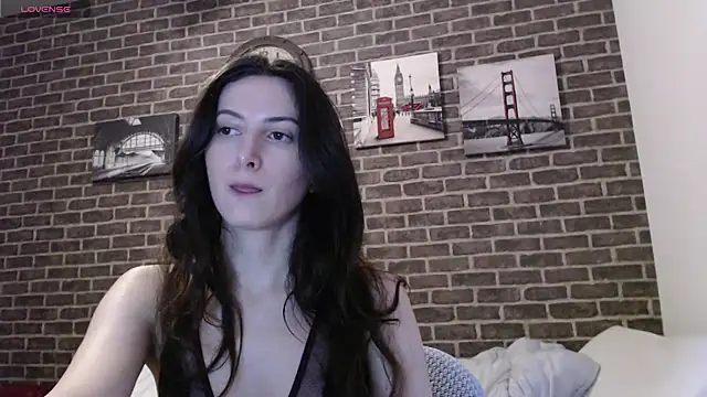  Hot Lady  online show from January 2025 05:35:01 PM
