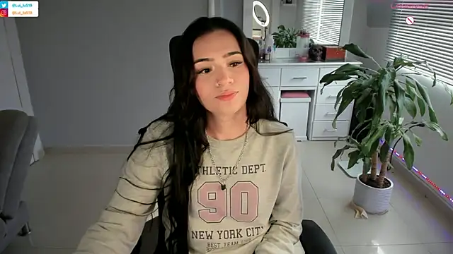 ImLui lu online show from January 2025 08:33:02 PM