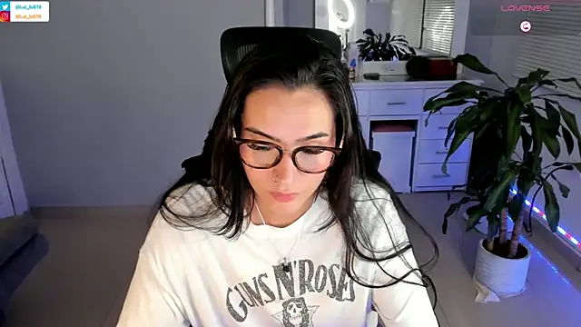 ImLui lu online show from January 2025 05:05:01 AM