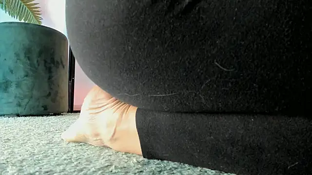 RebeccaMartinez online show from December 2024 12:06:02 PM