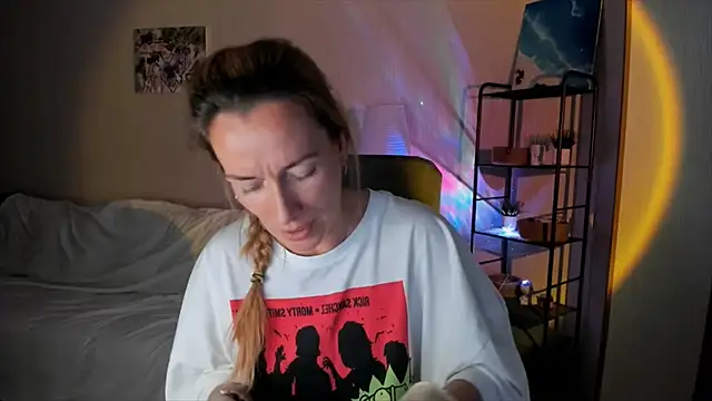 Snapshot of RebeccaMartinez chatting on October 2025 11:20:02 AM RebeccaMartinez online show from October 2025 11:20:02 AM