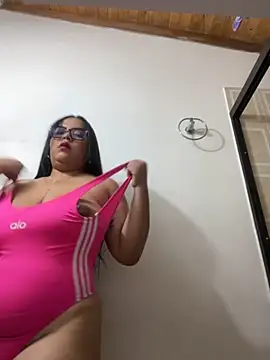 Snapshot of Anasofialu chatting on September 2025 06:08:02 PM Anasofialu online show from September 2025 06:08:02 PM