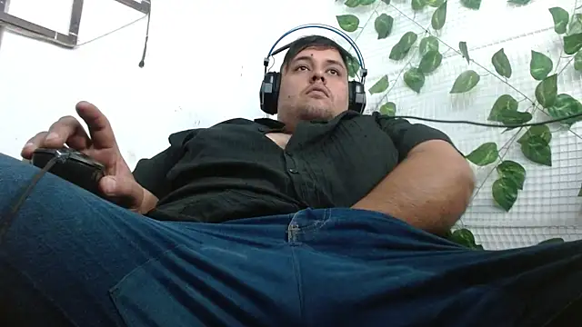 Snapshot of altairstudiosvip_ chatting on November 2025 01:22:01 PM altairstudiosvip online show from November 2025 01:22:01 PM