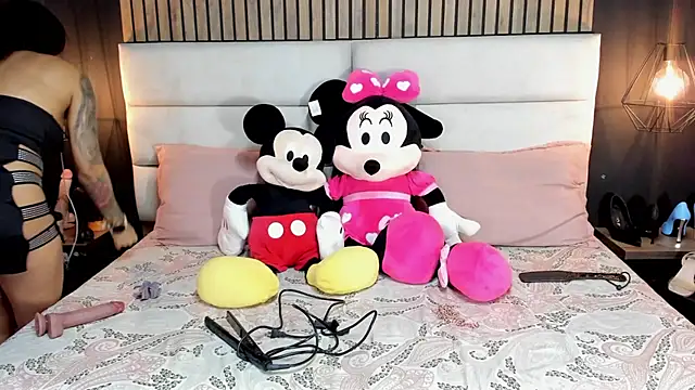 NiicolleMiller online show from January 2025 02:32:01 PM