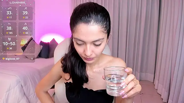 miiaa evans online show from December 2024 03:15:01 AM